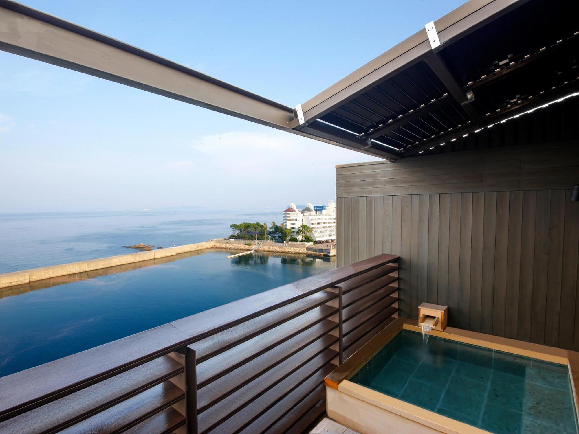 Отель Awaji Yumesenkei Sumoto Номер фото